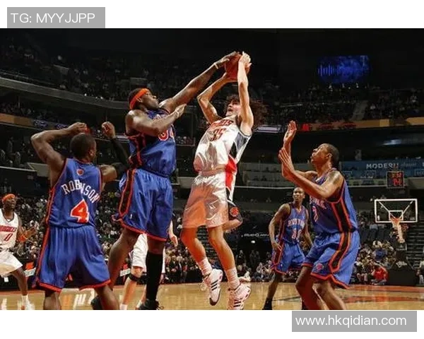 武汉篮球队与重庆篮球队赛后复盘团队协作的精彩瞬间与战术分析 武汉篮球队与重庆篮球队赛后复盘团队协作的精彩瞬间与战术分析