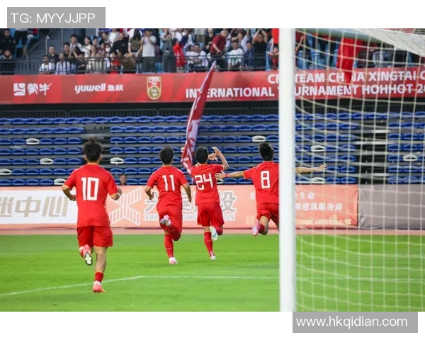 足球明星齐聚澳门激情对决引发球迷热潮与期待 足球明星齐聚澳门激情对决引发球迷热潮与期待